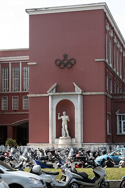 Stadio dei marmi 421